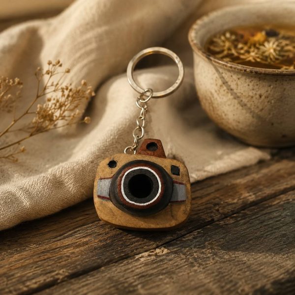 سرکلیدی چوبی دست ساز دوربین